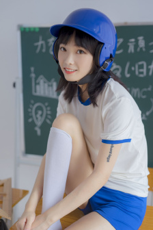 蓝天航空公司空姐王静
